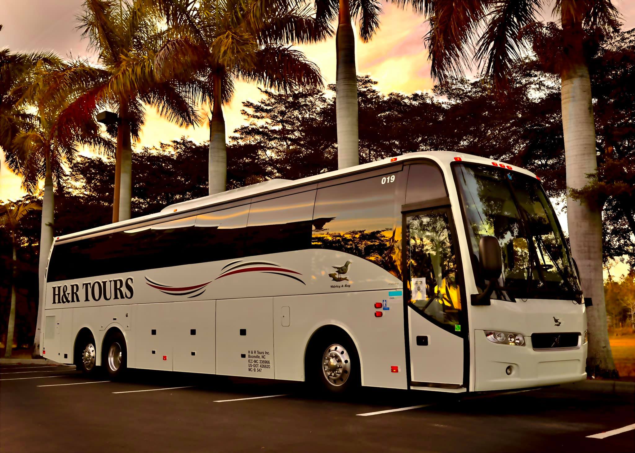 motorcoach tour companies